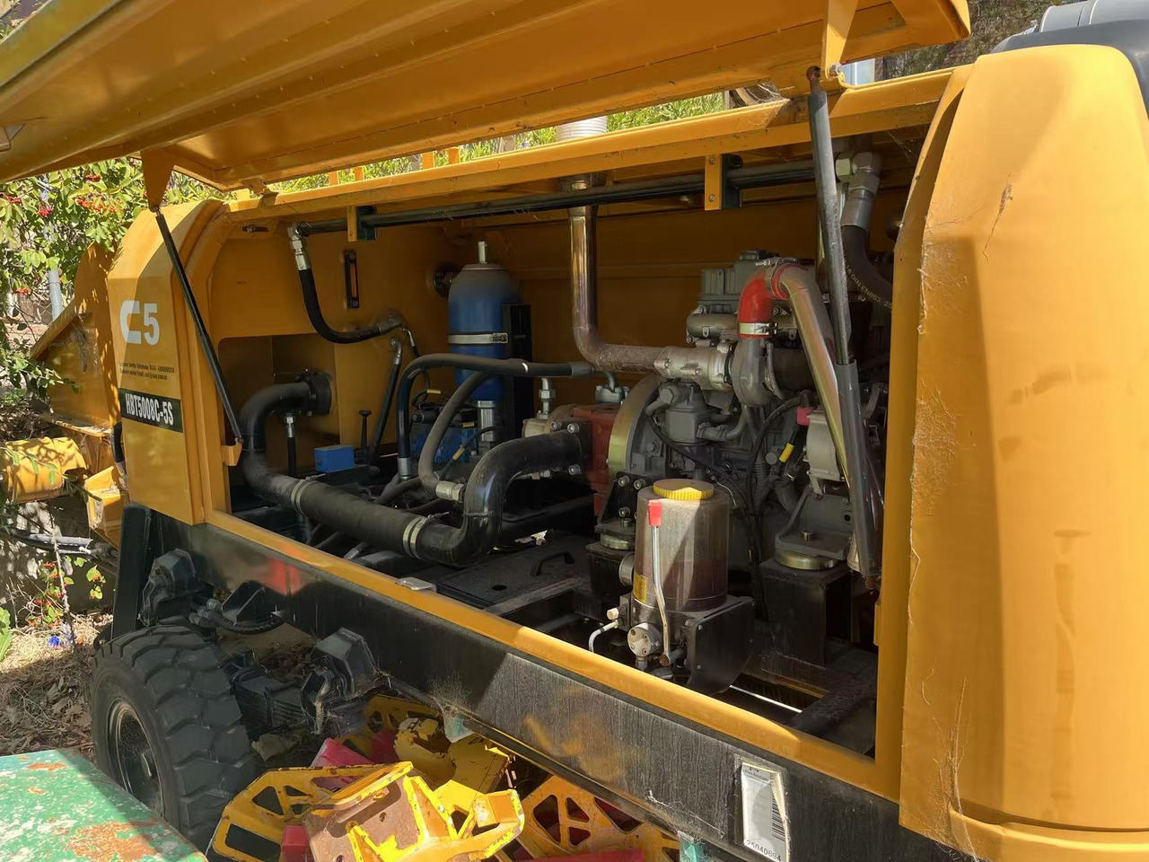 SANY 【ACHIEVE】TOP CONDITION!!! demo new low hours Sany Concrete Trailer Pump 2015 HBT6016C-5D - Bomba de hormigon estacionaria: foto 4 SANY 【ACHIEVE】TOP CONDITION!!! demo new low hours Sany Concrete Trailer Pump 2015 HBT6016C-5D - Bomba de hormigon estacionaria: foto 4