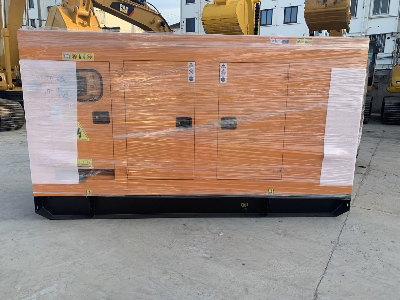 Cummins Generator Set 90KW Three Phase Power 50HZ - Generador industriale: foto 3 Cummins Generator Set 90KW Three Phase Power 50HZ - Generador industriale: foto 3