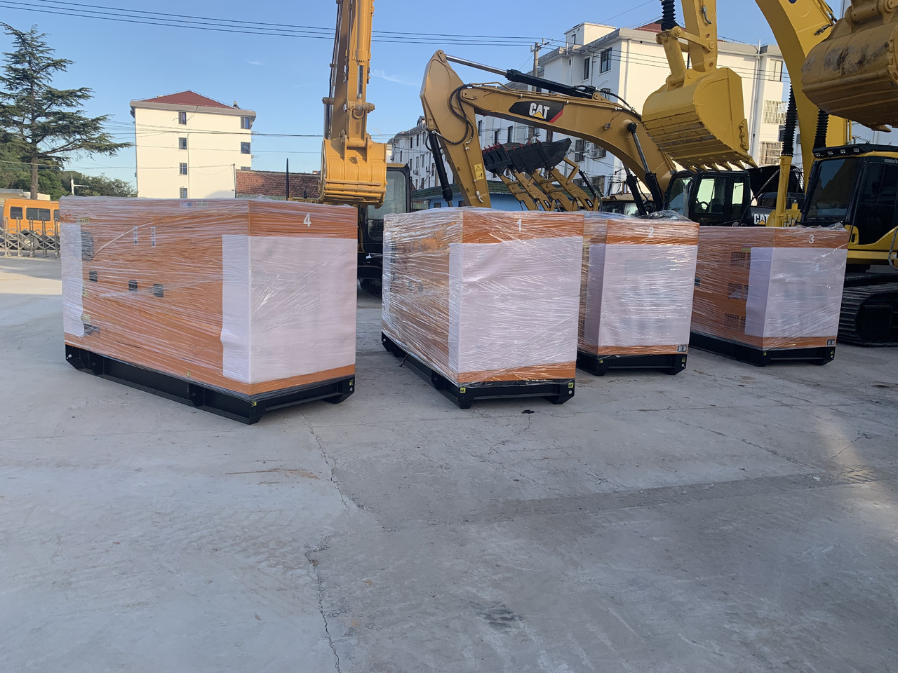 Cummins Gnerator Set 90KW Three Phase Power 50HZ - Generador industriale: foto 4 Cummins Gnerator Set 90KW Three Phase Power 50HZ - Generador industriale: foto 4