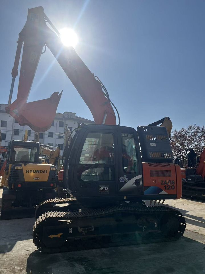 Hitachi 12Ton Used Excavator Japan Hitachi ZX120 Sale in Good Price - Excavadora de cadenas: foto 3 Hitachi 12Ton Used Excavator Japan Hitachi ZX120 Sale in Good Price - Excavadora de cadenas: foto 3
