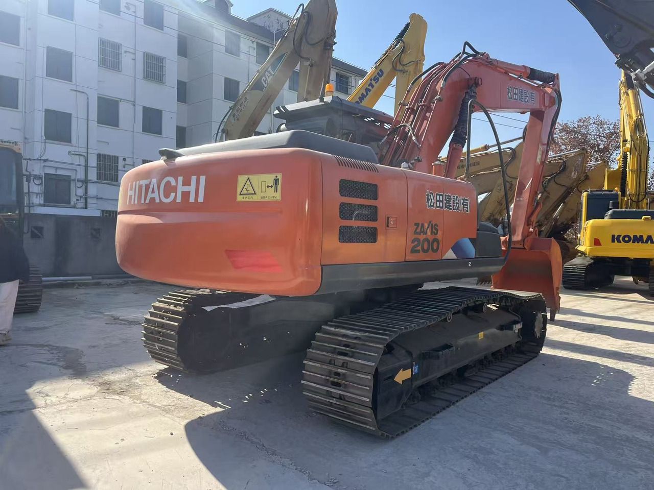 Hitachi 20 Ton Used Excavator Hitachi ZX200 Isuzu 4HK1X Engine Construction Digger - Excavadora de cadenas: foto 1 Hitachi 20 Ton Used Excavator Hitachi ZX200 Isuzu 4HK1X Engine Construction Digger - Excavadora de cadenas: foto 1