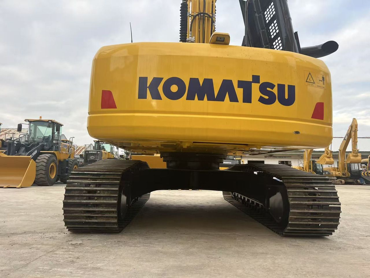 Komatsu 24Ton Used Excavator PC240LC-8 Crawler Excavator - Excavadora de cadenas: foto 4 Komatsu 24Ton Used Excavator PC240LC-8 Crawler Excavator - Excavadora de cadenas: foto 4