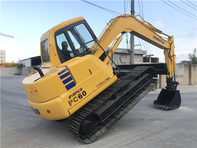 Komatsu PC60 Excavator 6 ton Small Digger Made in Japan - Excavadora de cadenas: foto 3 Komatsu PC60 Excavator 6 ton Small Digger Made in Japan - Excavadora de cadenas: foto 3