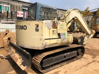 Original Color 6t Sumitomo Sh60 Mini Excavator with blade - Excavadora de cadenas: foto 1 Original Color 6t Sumitomo Sh60 Mini Excavator with blade - Excavadora de cadenas: foto 1