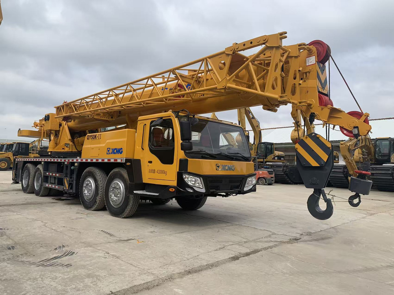 XCMG Truck Crane QY50K, QY65K, QY70K Good Price on Sale - Autogrúa: foto 1 XCMG Truck Crane QY50K, QY65K, QY70K Good Price on Sale - Autogrúa: foto 1