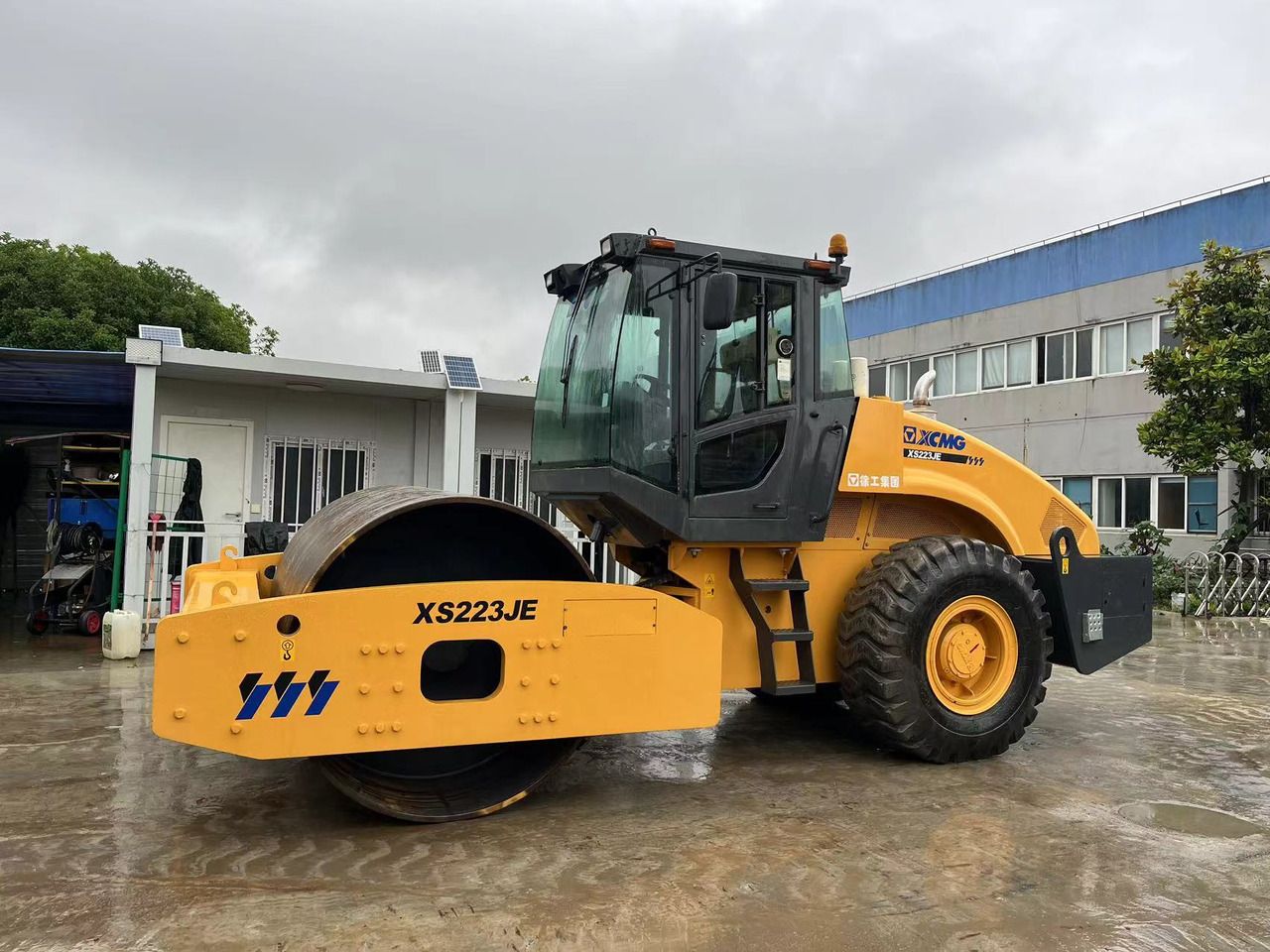 XCMG Used Vibratory Compactor XS223JE, 22.3Ton XCMG Road Roller for Sale - Apisonadora de asfalto: foto 3 XCMG Used Vibratory Compactor XS223JE, 22.3Ton XCMG Road Roller for Sale - Apisonadora de asfalto: foto 3