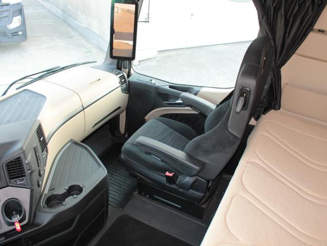 Cabeza tractora Mercedes-Benz Actros 1851 LS: foto 10