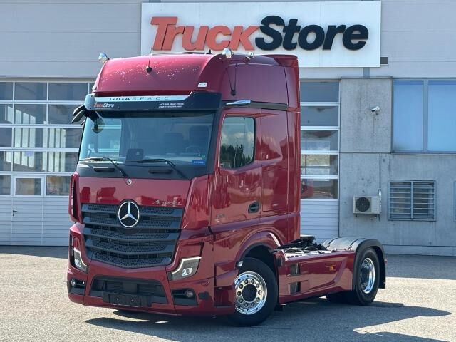 Mercedes-Benz Actros 1853 LS - Cabeza tractora: foto 1 Mercedes-Benz Actros 1853 LS - Cabeza tractora: foto 1