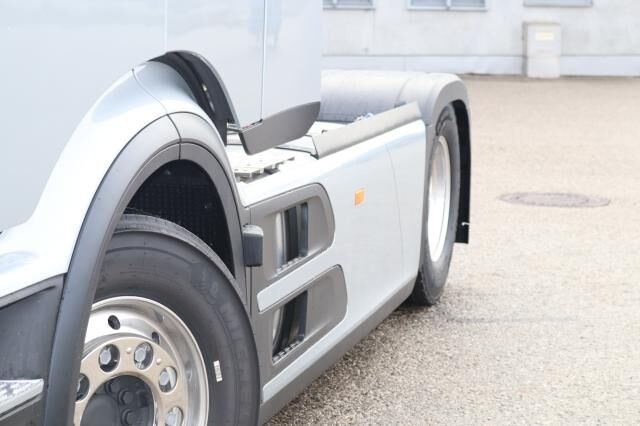 Mercedes-Benz Actros 1853LS - Cabeza tractora: foto 3 Mercedes-Benz Actros 1853LS - Cabeza tractora: foto 3