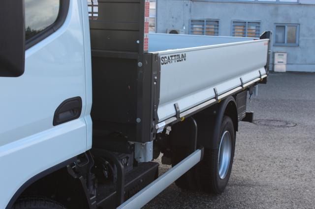 FUSO eCanter 4S15E - Volquete furgoneta: foto 3 FUSO eCanter 4S15E - Volquete furgoneta: foto 3