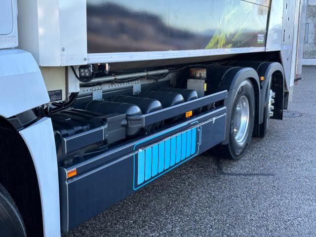 Mercedes-Benz eActros 300L MUT MÜLLTROMMEL - Camión de basura: foto 4 Mercedes-Benz eActros 300L MUT MÜLLTROMMEL - Camión de basura: foto 4