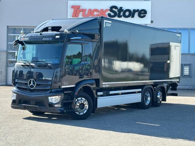 Mercedes-Benz eActros 400 L - Camión caja cerrada: foto 1 Mercedes-Benz eActros 400 L - Camión caja cerrada: foto 1