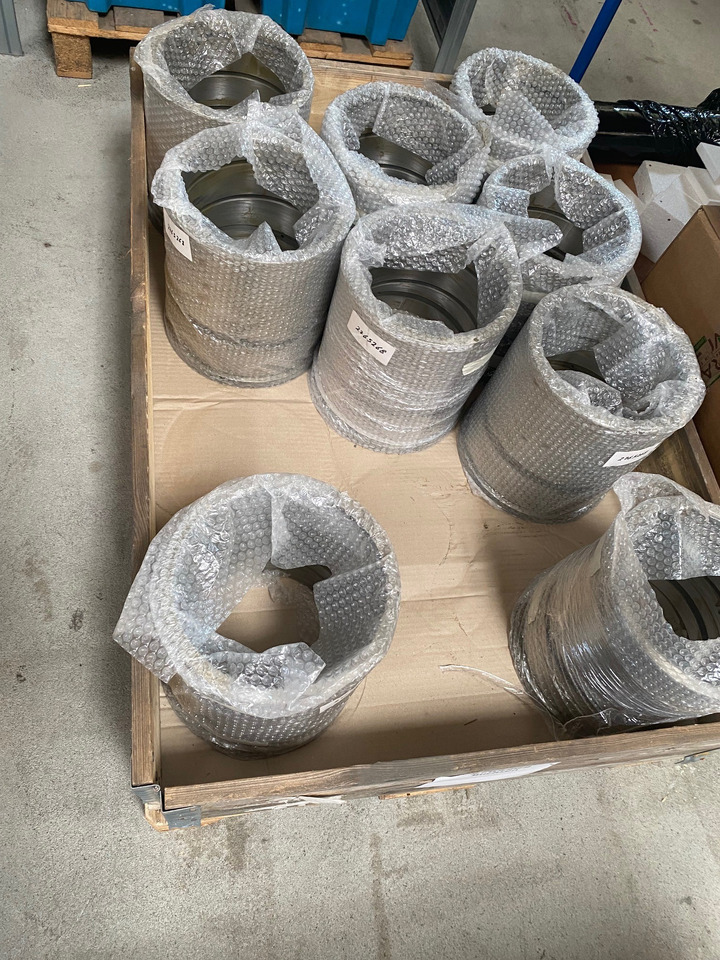 O&K Terex RH120E 6030 Bushing 2765268 1468727 449-8376 - Piezas de recambio para Camión: foto 1 O&K Terex RH120E 6030 Bushing 2765268 1468727 449-8376 - Piezas de recambio para Camión: foto 1