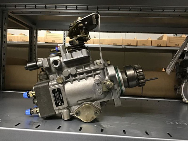 Bosch Injection Pump - Bomba de combustible: foto 1 Bosch Injection Pump - Bomba de combustible: foto 1
