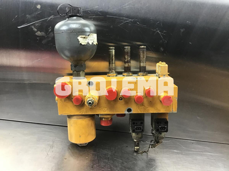 Liebherr A900B Li / A900C Li / A904 Li / R900B Li / R900C Li / R904 - Hidráulica: foto 1 Liebherr A900B Li / A900C Li / A904 Li / R900B Li / R900C Li / R904 - Hidráulica: foto 1