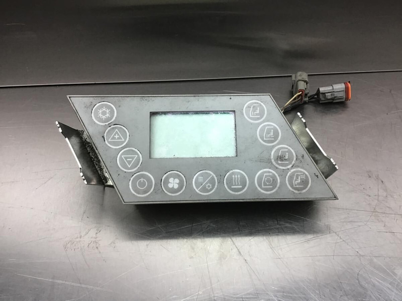 Liebherr A904C Li / A900C Li / A316 Li / A314 Li / A944C Li / A914C li / A934C Li / A924C Li / A900C / A916 / A918 / R900C Li / R944C Li - Salpicadero: foto 2 Liebherr A904C Li / A900C Li / A316 Li / A314 Li / A944C Li / A914C li / A934C Li / A924C Li / A900C / A916 / A918 / R900C Li / R944C Li - Salpicadero: foto 2