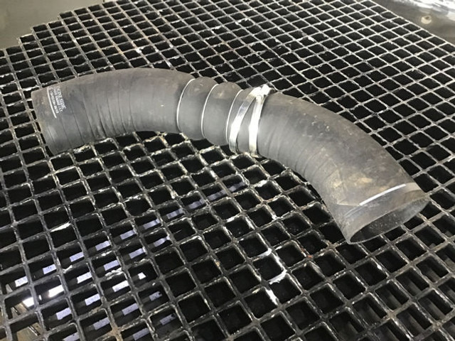 Liebherr A928 / R926 / R930 - Tubo de admisión de aire: foto 3 Liebherr A928 / R926 / R930 - Tubo de admisión de aire: foto 3