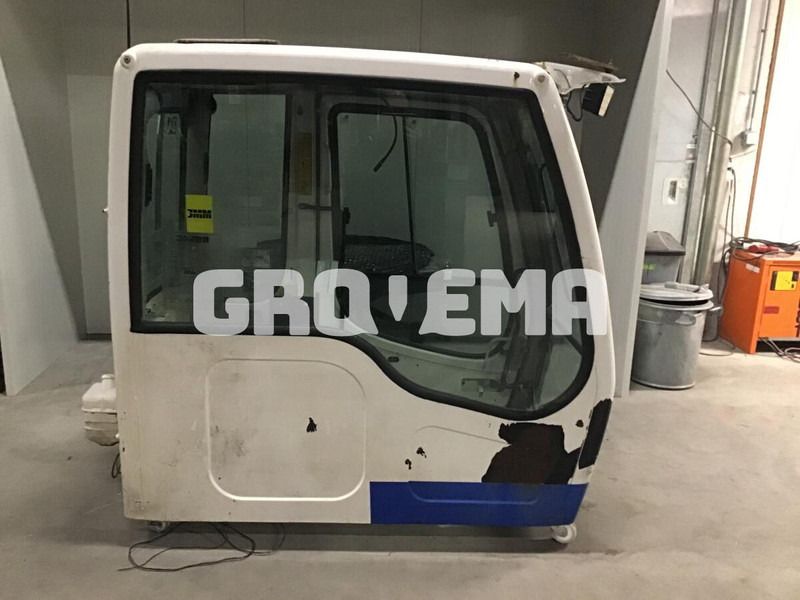 Liebherr C series - Cabina e interior: foto 1 Liebherr C series - Cabina e interior: foto 1