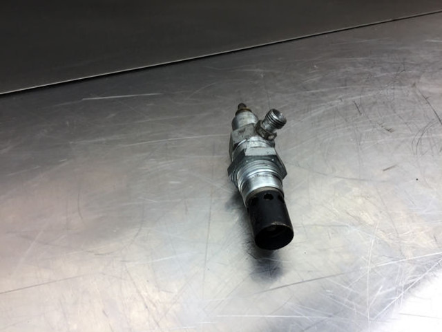 Liebherr Flame Glow Plug - Bomba de combustible: foto 4 Liebherr Flame Glow Plug - Bomba de combustible: foto 4