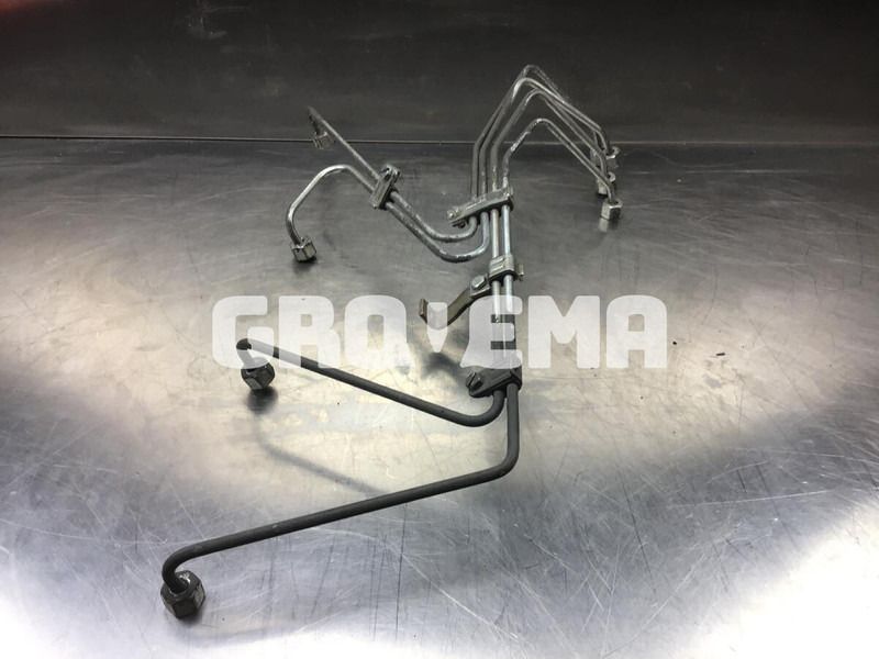 Liebherr Fuel Line - Motor y piezas: foto 3 Liebherr Fuel Line - Motor y piezas: foto 3