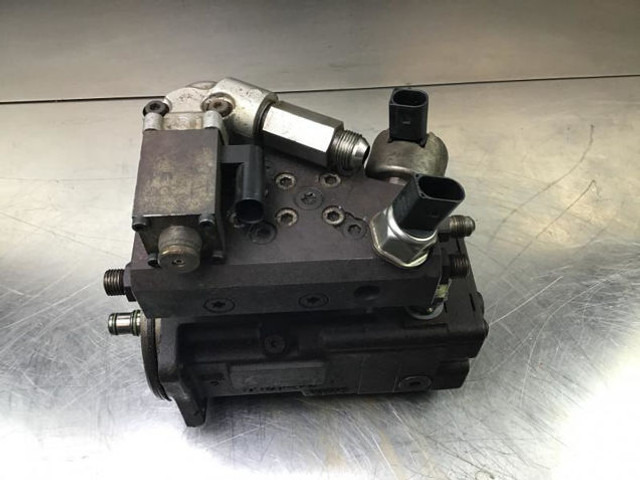 Liebherr High Pressure Pump - Bomba de combustible: foto 3 Liebherr High Pressure Pump - Bomba de combustible: foto 3