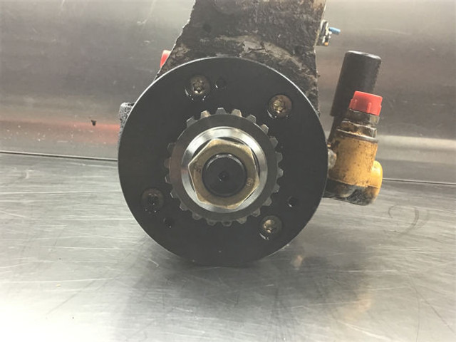 Liebherr Injection Pump - Bomba de combustible: foto 4 Liebherr Injection Pump - Bomba de combustible: foto 4