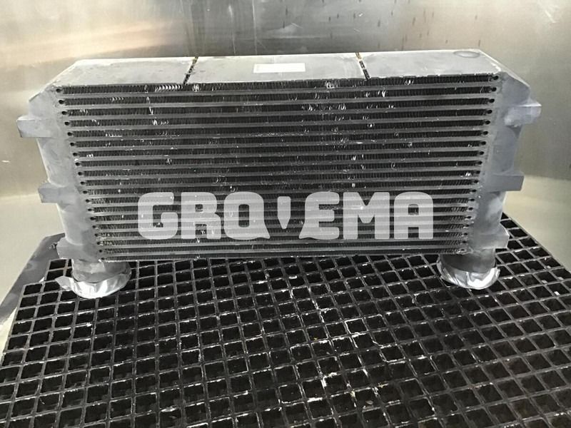 Liebherr Intercooler - Intercooler: foto 3 Liebherr Intercooler - Intercooler: foto 3