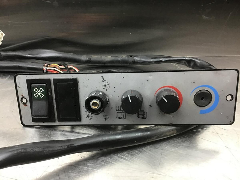 Liebherr Keybaord - Salpicadero: foto 1 Liebherr Keybaord - Salpicadero: foto 1