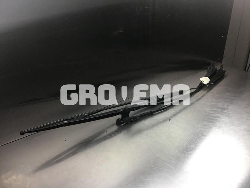 Liebherr L528 - Limpiaparabrisas: foto 2 Liebherr L528 - Limpiaparabrisas: foto 2