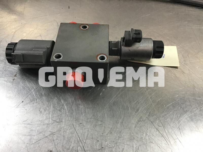 Liebherr Liebherr controle module - Hidráulica: foto 1 Liebherr Liebherr controle module - Hidráulica: foto 1