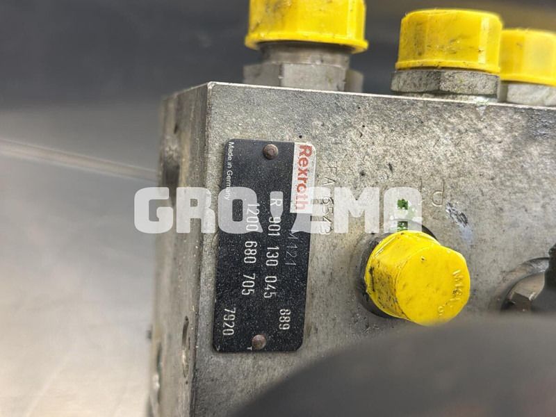 Liebherr Oil Pilot Valve - Hidráulica: foto 3 Liebherr Oil Pilot Valve - Hidráulica: foto 3