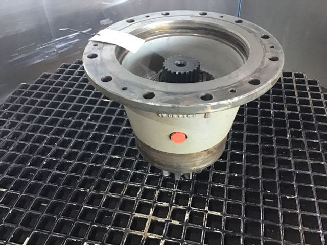 Liebherr Output Shaft Housing - Cubo: foto 3 Liebherr Output Shaft Housing - Cubo: foto 3