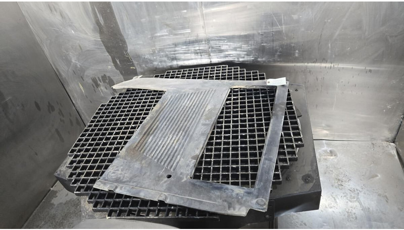 Liebherr - Cabina e interior: foto 1 Liebherr - Cabina e interior: foto 1