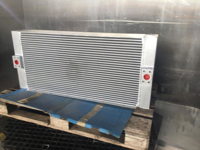 Liebherr - Enfriador de aceite: foto 5 Liebherr - Enfriador de aceite: foto 5