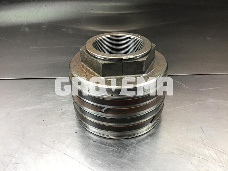 Liebherr Piston - Motor y piezas: foto 3 Liebherr Piston - Motor y piezas: foto 3