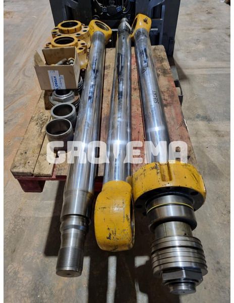 Liebherr Piston Rod - Cilindro hidráulico: foto 1 Liebherr Piston Rod - Cilindro hidráulico: foto 1