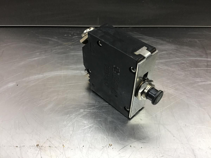 Liebherr R924 COMPACT / R954B - Salpicadero: foto 2 Liebherr R924 COMPACT / R954B - Salpicadero: foto 2