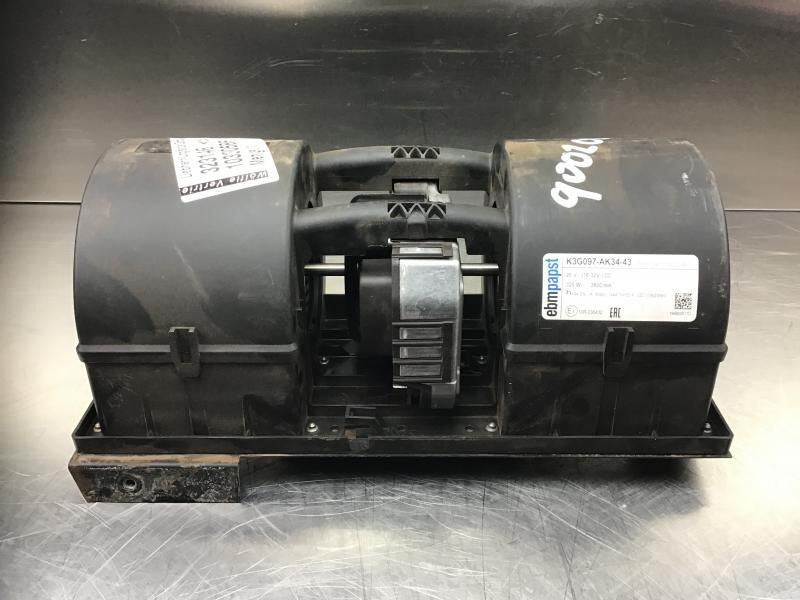 Liebherr R946 LC / R946 NLC / R956 / R976 / R926 LC / R920 / R920 LC - Ventilador de habitáculo: foto 1 Liebherr R946 LC / R946 NLC / R956 / R976 / R926 LC / R920 / R920 LC - Ventilador de habitáculo: foto 1