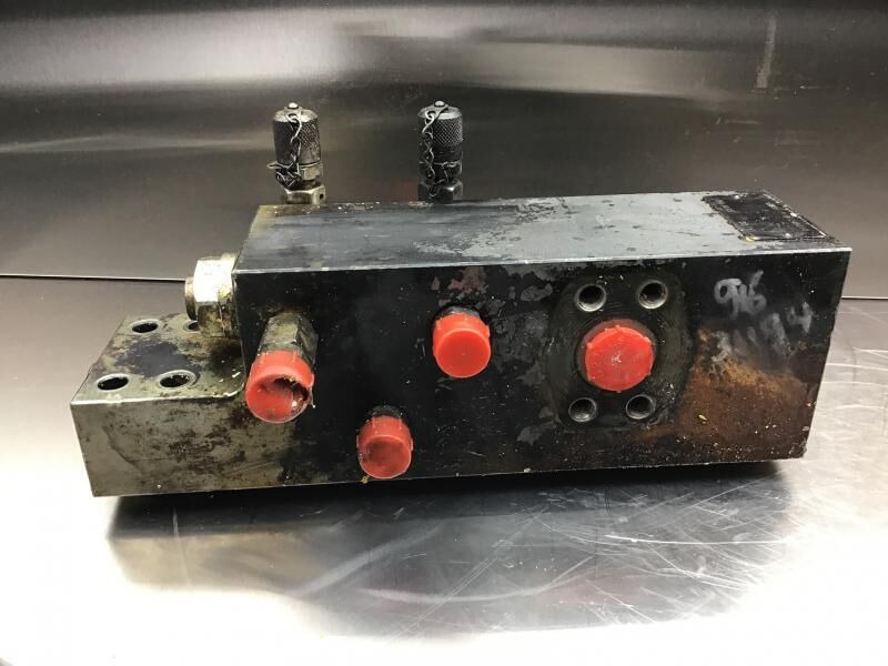 Liebherr Safety Valve - Válvula: foto 2 Liebherr Safety Valve - Válvula: foto 2