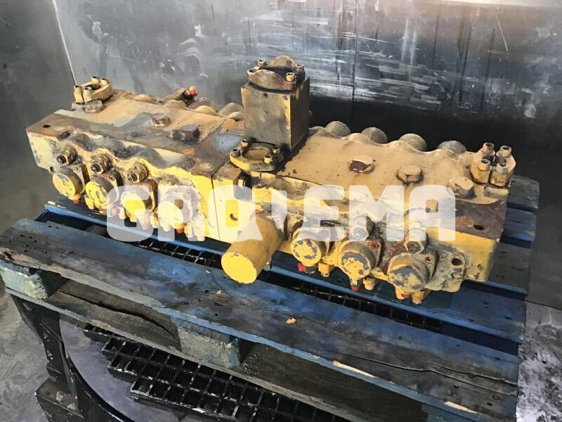 Liebherr Valveblock - Hidráulica: foto 1 Liebherr Valveblock - Hidráulica: foto 1