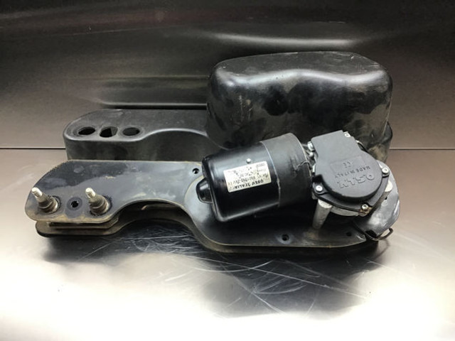 Liebherr Wiper Motor - Limpiaparabrisas: foto 1 Liebherr Wiper Motor - Limpiaparabrisas: foto 1