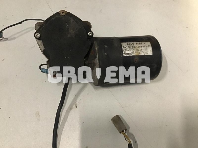 Liebherr Wiper Motor - Limpiaparabrisas: foto 1 Liebherr Wiper Motor - Limpiaparabrisas: foto 1
