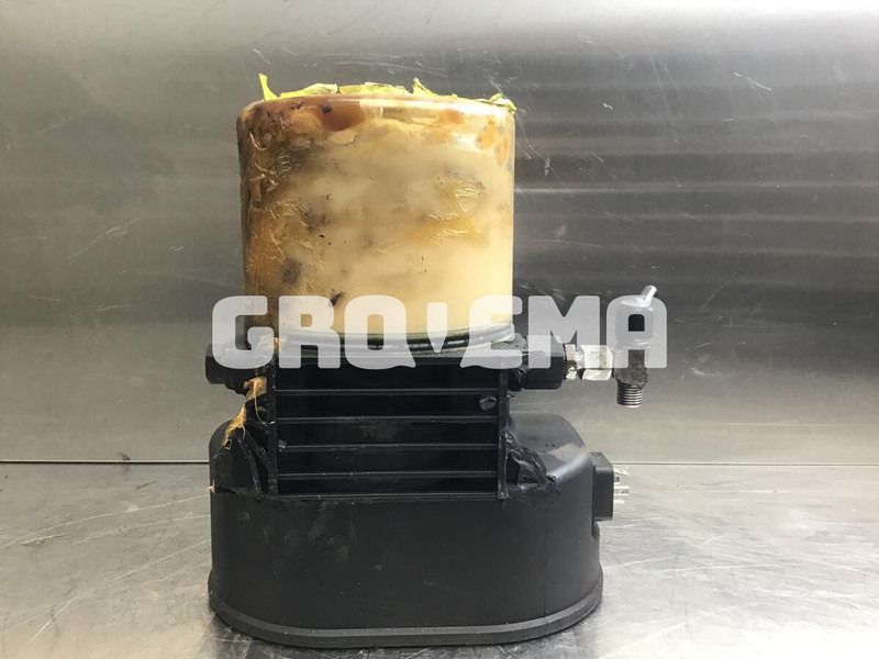 Liebherr Grease Pot - Piezas de recambio: foto 3 Liebherr Grease Pot - Piezas de recambio: foto 3