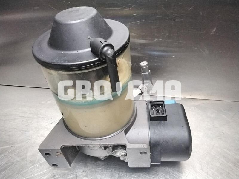 Liebherr Grease Pot - Piezas de recambio: foto 3 Liebherr Grease Pot - Piezas de recambio: foto 3