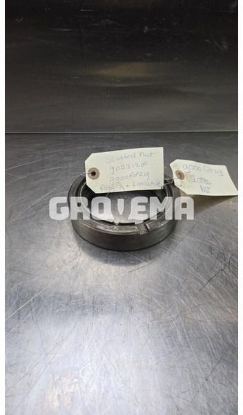 Liebherr Slotted nut - Piezas de recambio: foto 1 Liebherr Slotted nut - Piezas de recambio: foto 1