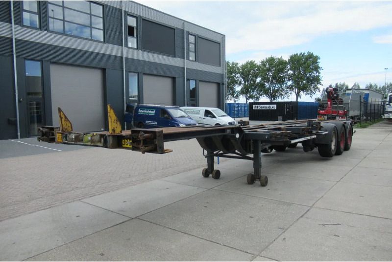 Renders RPCC 12.27 Container Chassis / 1x Extendable / 1x Lift Axle / BPW + drum - Portacontenedore/ Intercambiable semirremolque: foto 3 Renders RPCC 12.27 Container Chassis / 1x Extendable / 1x Lift Axle / BPW + drum - Portacontenedore/ Intercambiable semirremolque: foto 3