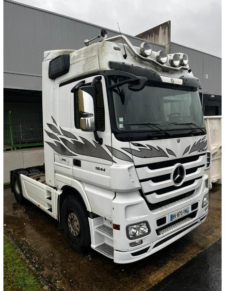 Mercedes-Benz Actros 1844 Retarder + Full Spoiler - Cabeza tractora: foto 2 Mercedes-Benz Actros 1844 Retarder + Full Spoiler - Cabeza tractora: foto 2