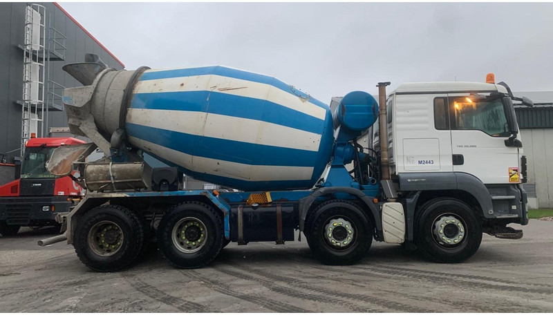 MAN TGS 35.360 Liebherr + 9M3 - Camión hormigonera: foto 5 MAN TGS 35.360 Liebherr + 9M3 - Camión hormigonera: foto 5