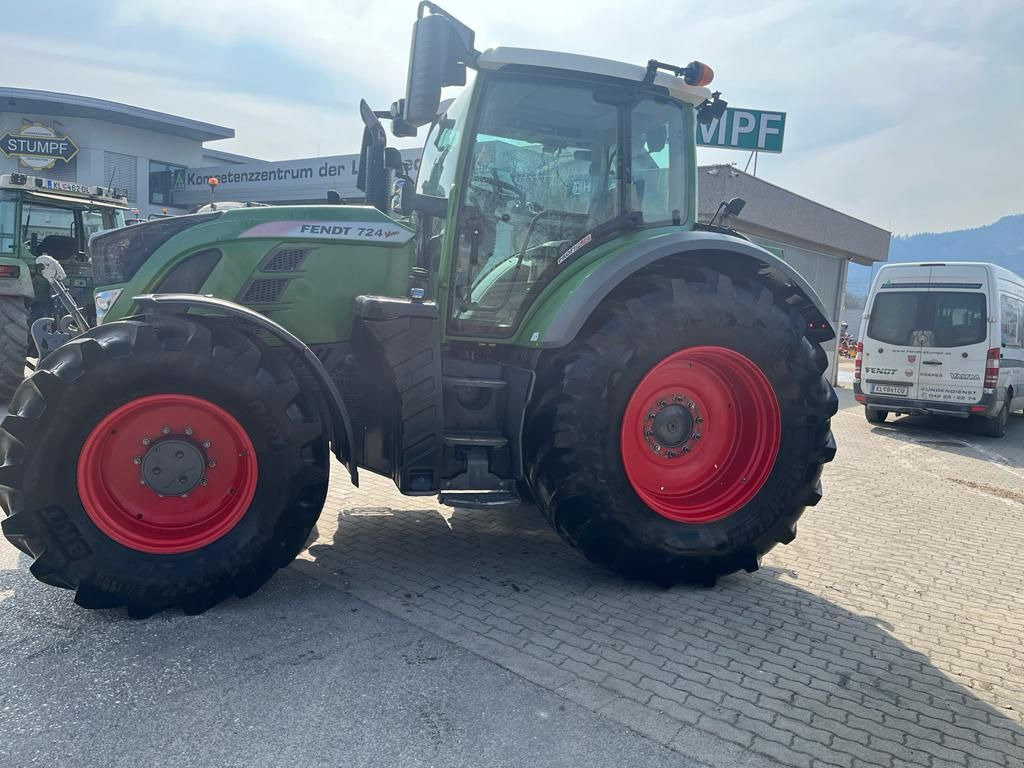 Fendt 724 Vario - Tractor: foto 4 Fendt 724 Vario - Tractor: foto 4