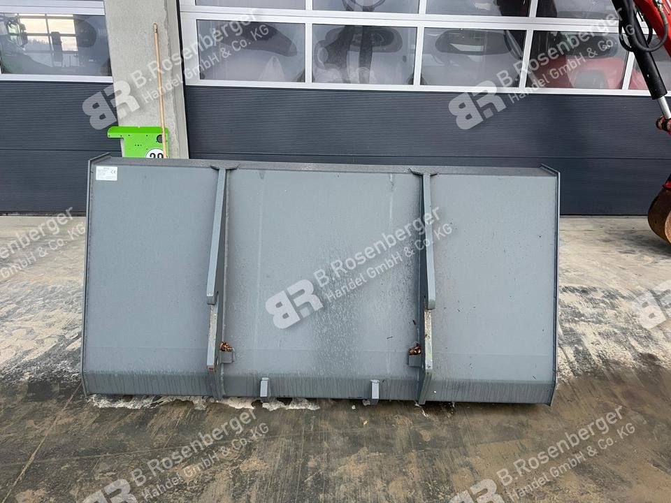 Kramer Leichtgutschaufel 2m³ BMO / Wacker / Kramer Aufnahme groß - Cazo cargador: foto 4 Kramer Leichtgutschaufel 2m³ BMO / Wacker / Kramer Aufnahme groß - Cazo cargador: foto 4